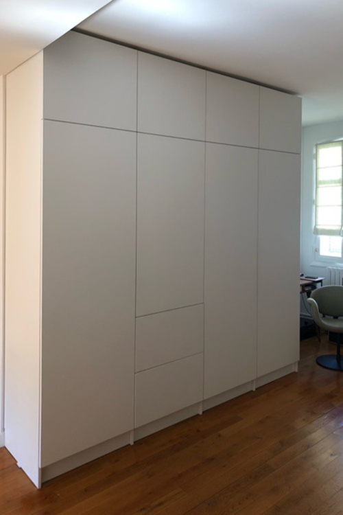 Aménagement dressing sur mesure - 1/4
